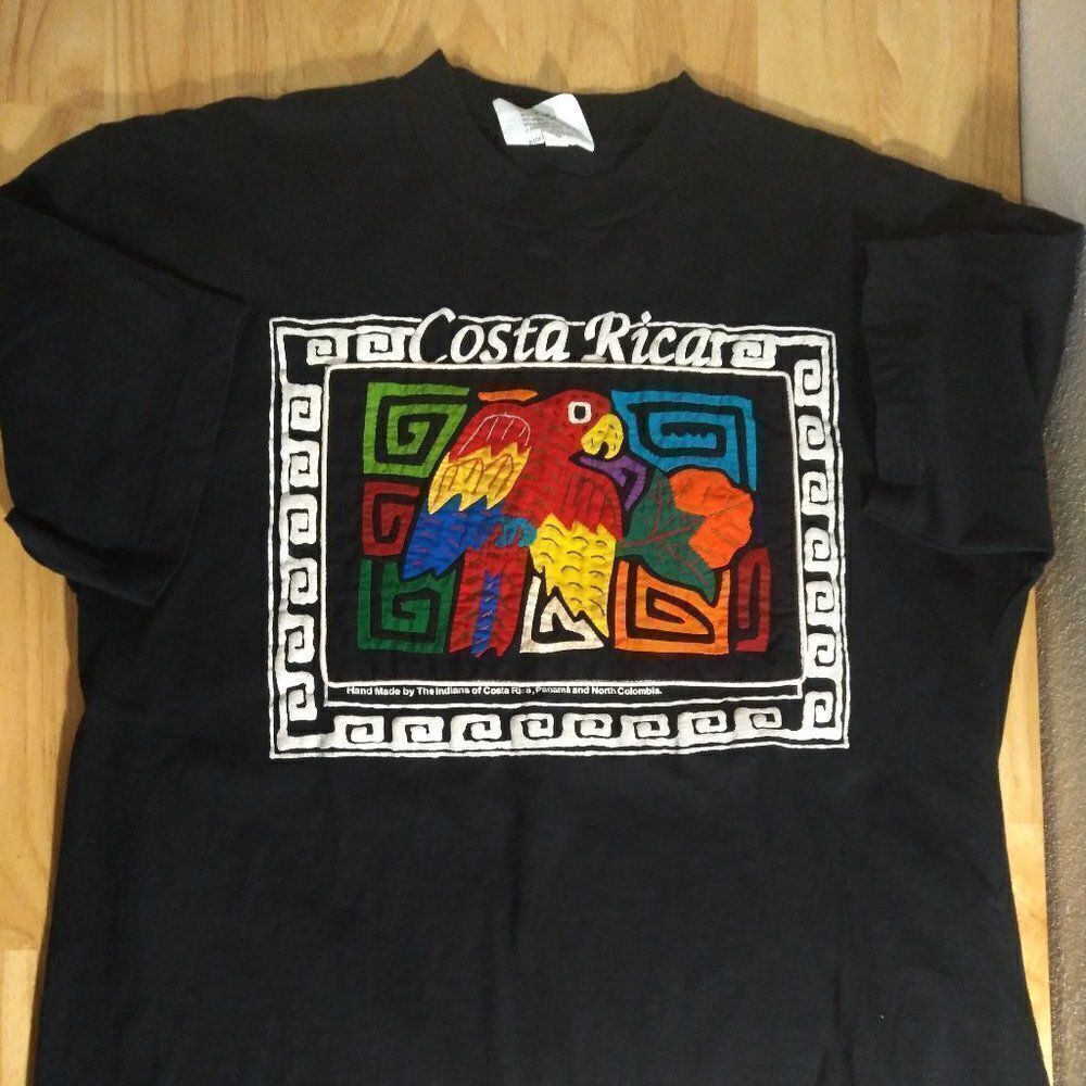 Vintage Indios Costa Rica Parrot Hand Made T-Shirt